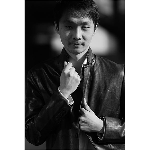 �������