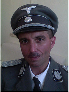 � � � � � � �