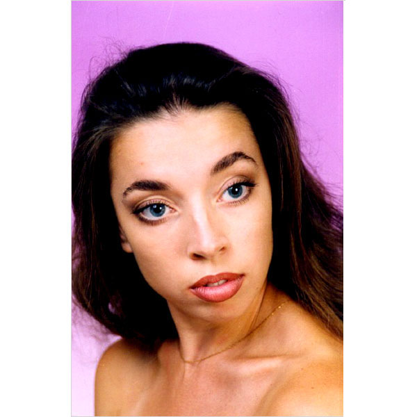 �������