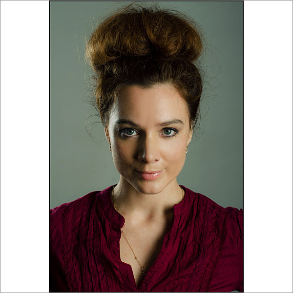 �������